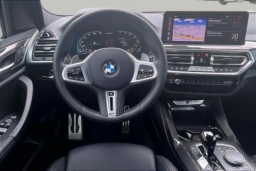 Mineral White Metallic 2024 BMW X3 M40i
