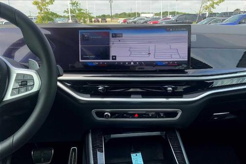 2024 BMW X5 M60i