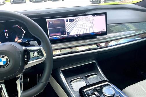 2023 BMW 760 760i xDrive