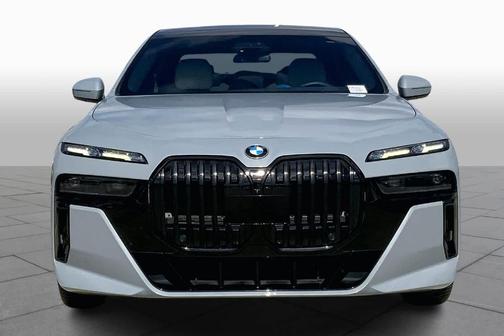 2023 BMW 760 760i xDrive