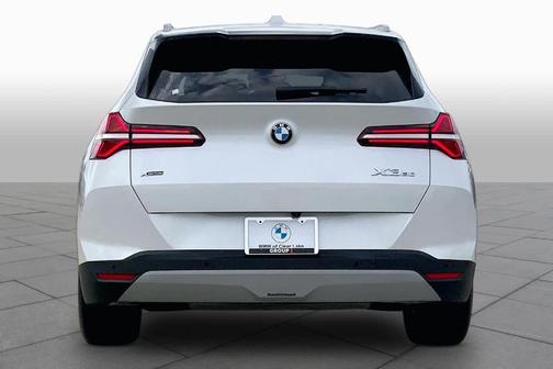 Mineral White Metallic 2025 BMW X3 30 xDrive