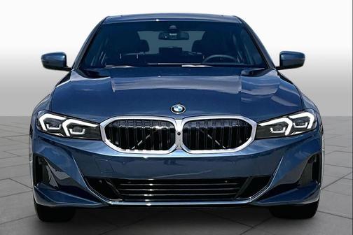 Arctic Race Blue Metallic 2025 BMW 330 i