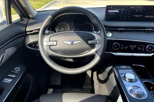2023 Genesis GV70 2.5T