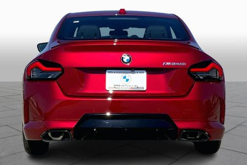 2025 BMW M240 i