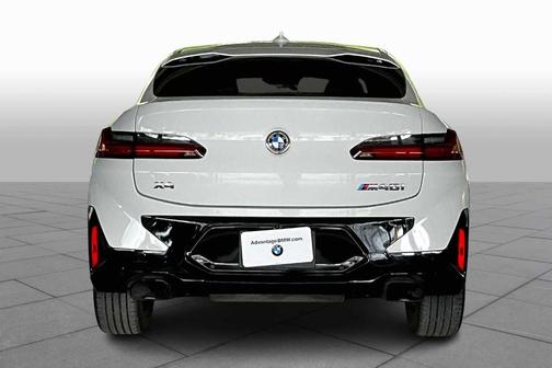 2023 BMW X4 M40i
