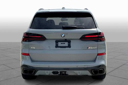 2025 BMW X5 M60i