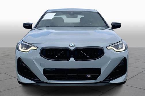 2025 BMW M240 i