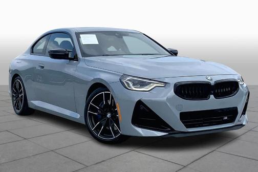 2025 BMW M240 i