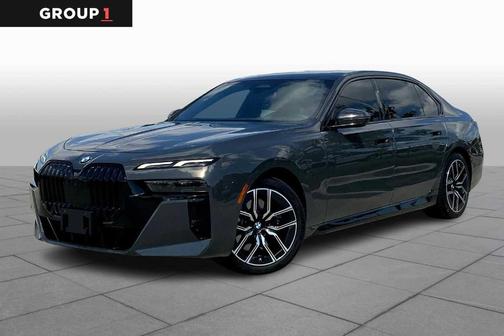 2023 BMW 740 i