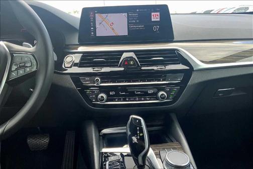 2020 BMW 530 i