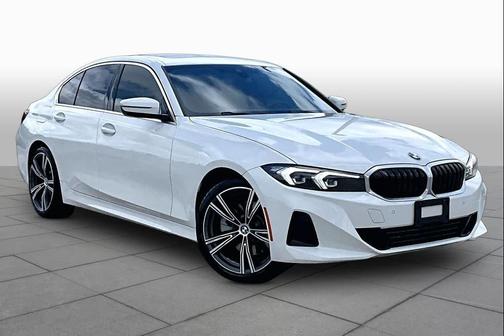 Alpine White 2024 BMW 330 330i