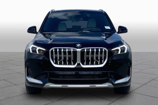 Jet Black 2026 BMW X1 xDrive28i