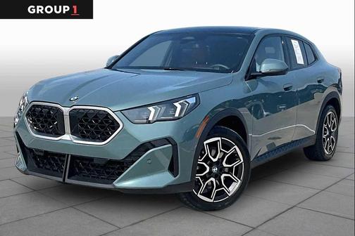 Cape York Green Metallic 2026 BMW X2 xDrive28i