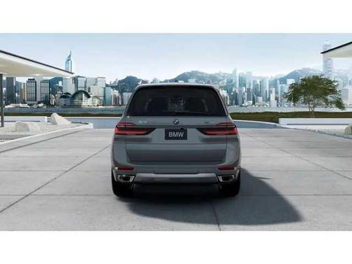 Gray 2026 BMW X7 xDrive40i