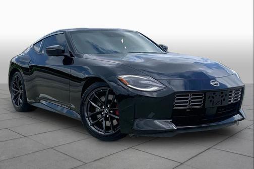 Black (P) 2025 Nissan Z Performance