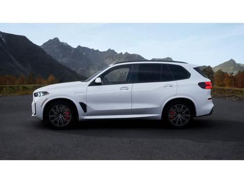Mineral White Metallic 2026 BMW X5 PHEV xDrive50e