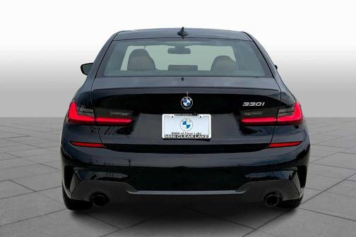 2022 BMW 330 i