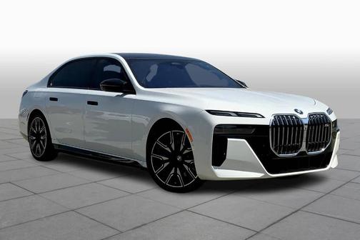 2024 BMW i7 M70