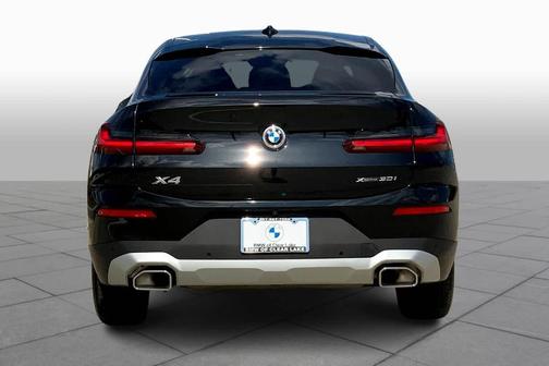 2023 BMW X4 xDrive30i