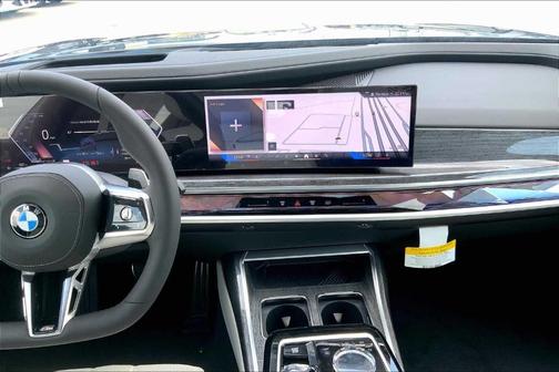 2025 BMW 760 760i xDrive