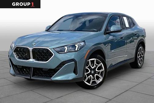 Green Metallic 2025 BMW X2 xDrive28i