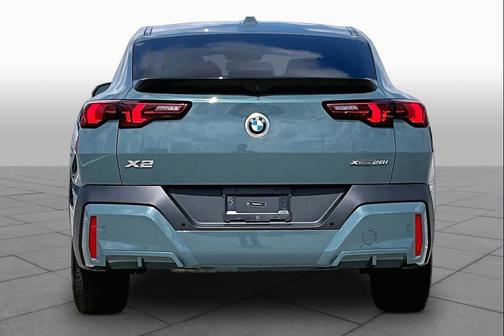 Green Metallic 2025 BMW X2 xDrive28i