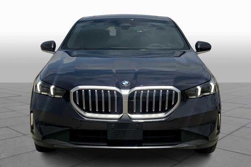 2025 BMW 530 i xDrive