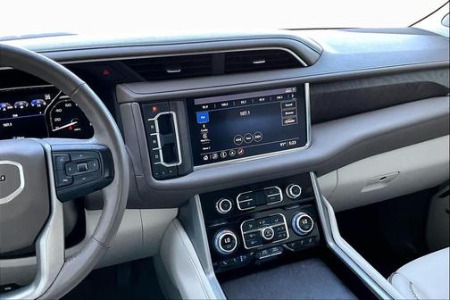 White Frost Tri-Coat 2021 GMC Yukon Denali