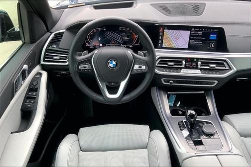 2023 BMW X5 sDrive40i