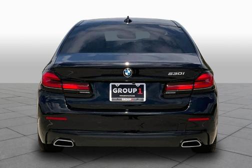 Jet Black 2023 BMW 530 i