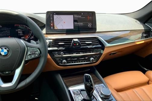 Jet Black 2023 BMW 530 i