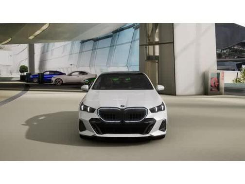 2026 BMW 550e xDrive