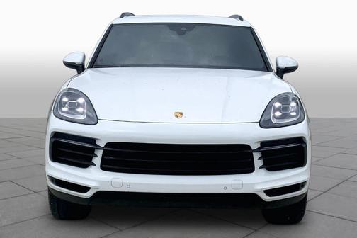 White 2019 Porsche Cayenne Base