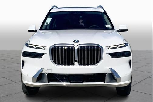 White 2026 BMW X7 xDrive40i