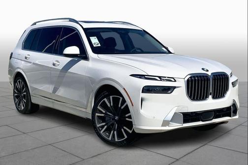 White 2026 BMW X7 xDrive40i