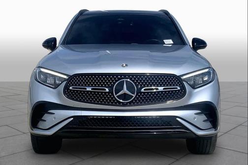 Cirrus Silver Metallic 2025 Mercedes-Benz GLC 300 Base