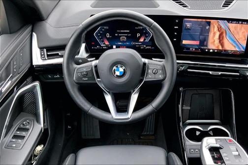 2025 BMW X2 xDrive28i