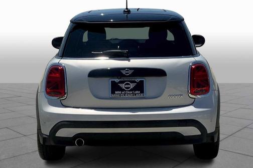 2022 MINI Hardtop Cooper