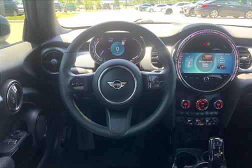 2022 MINI Hardtop Cooper