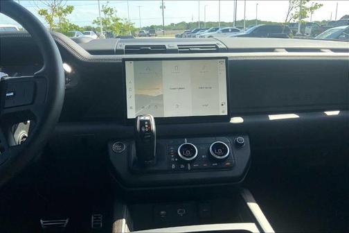 2024 Land Rover Defender P400 X