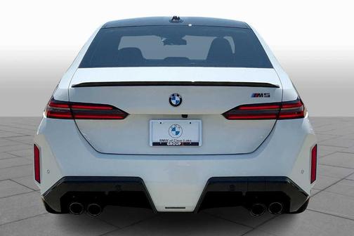 2026 BMW M5 Base