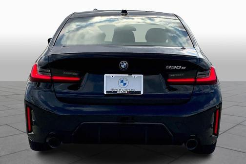 2023 BMW 330e 330e