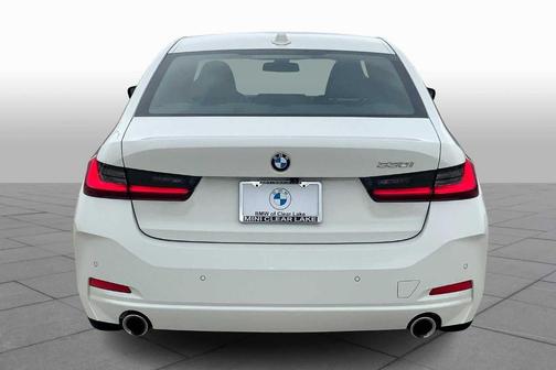 2024 BMW 330 i