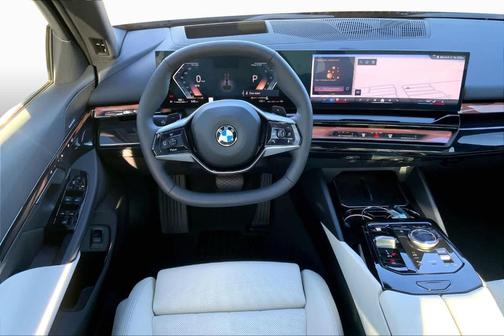 Black Sapphire Metallic 2026 BMW 530 i