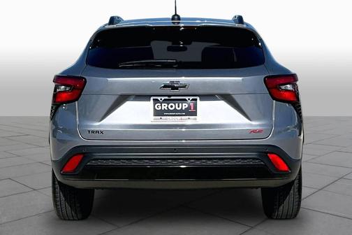 Sterling Gray Metallic 2025 Chevrolet Trax 2RS