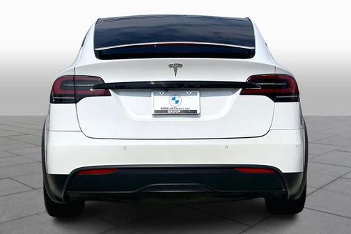 2022 Tesla Model X Base