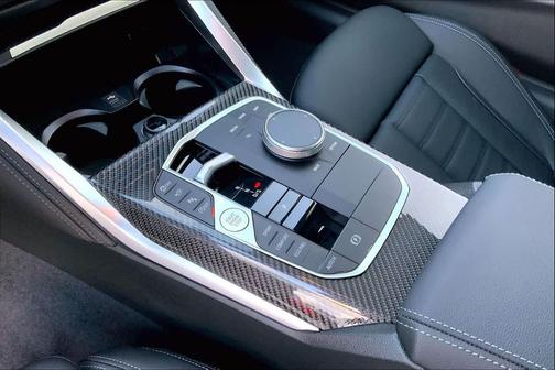 Mineral White Metallic 2026 BMW M240 i