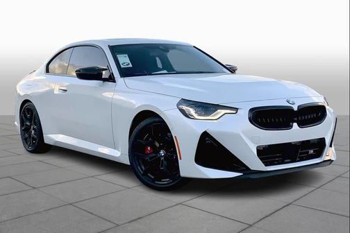 Mineral White Metallic 2026 BMW M240 i