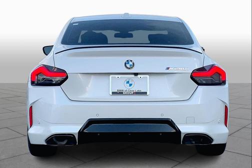 Mineral White Metallic 2026 BMW M240 i