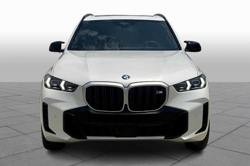 2025 BMW X5 M60i